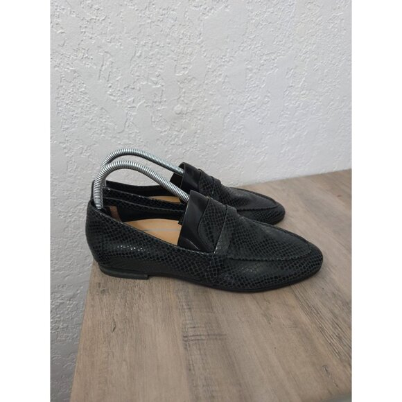 Vionic Shoes - Vionic Zana Black Leather Lizard Loafers Size 8.5